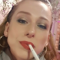 smokingmom Nahé