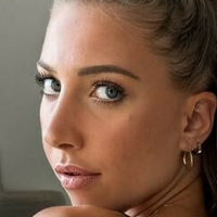 sophiaglam Nahé