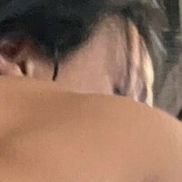strong_brunette Nahé