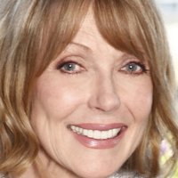 Susan Blakely Nahé