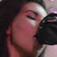 Swallowyoudown Nahé