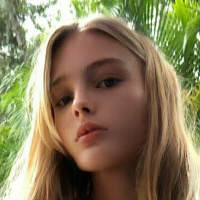 Sydney Sweety Nahé