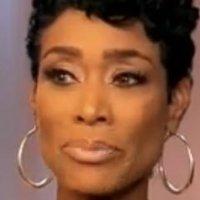 Tami Roman Nahé