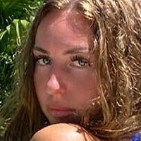 Taylor Hansen Nahé