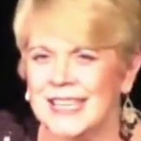 Terri Heffron Nahé