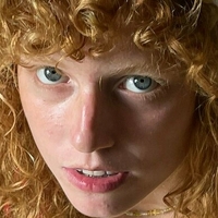 tilda_red Nahé