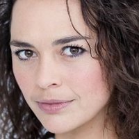 Tinarie Van Wyk-Loots Nahé