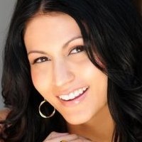 Tinsel Korey Nahé