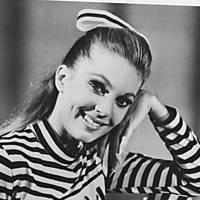 Tisha Sterling Nahé