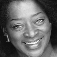 Tonea Stewart Nahé
