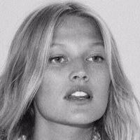 Toni Garrn Nahé