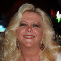 Tracy Hutchinson Nahé