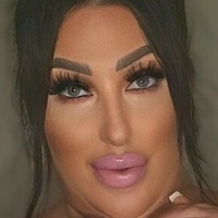 UK Trans Ladies Nahé
