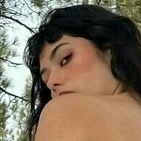 valeriamars Nahé
