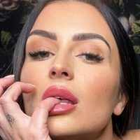 valeriamoxx Nahé