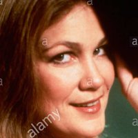 Vicki Frederick Nahé