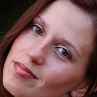 Vikki Walker Nahé