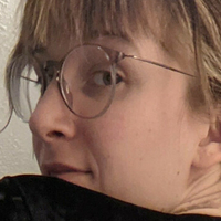 vivid_whit Nahé