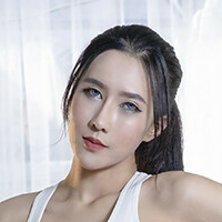 Wei Ling 凌薇 Nahé