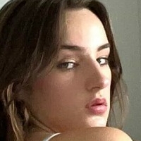 whorella Nahé