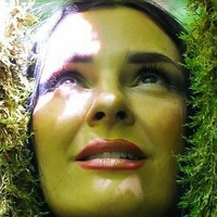 yladoyla Nahé
