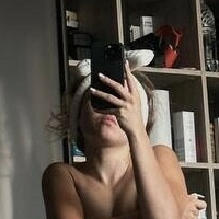Zelentsova Nicole Nahé