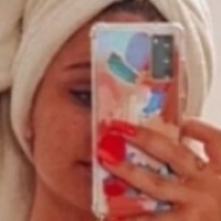 Zoe Caradzoglu Nahé